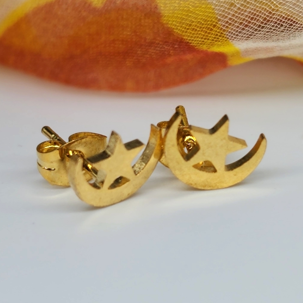 ❤️ Minimalist Jewelry Studs 14K Gold Earrings Small Star Moon Hypoallergenic